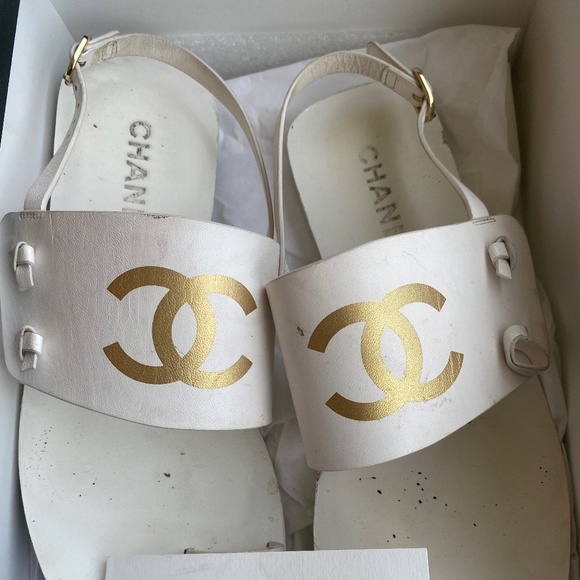 Chanel sandals - Picture 1 of 4